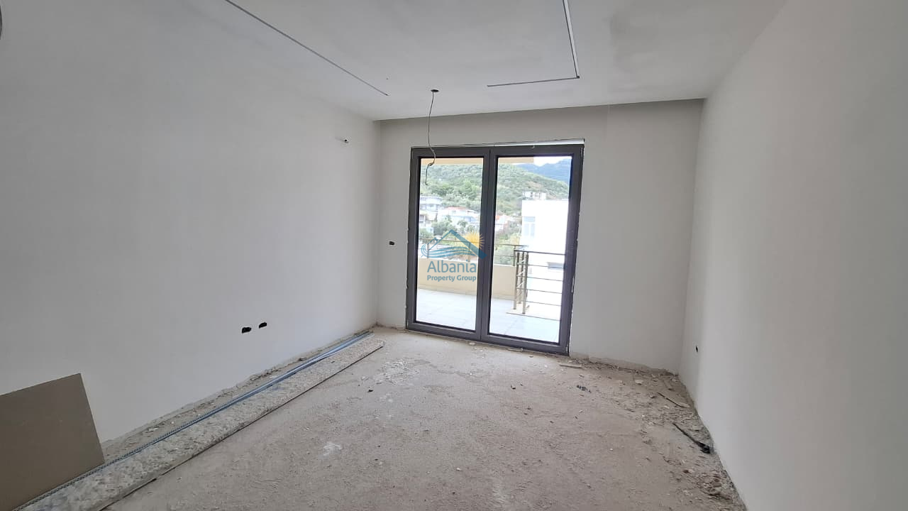 5 Vlora Real Estate For Sale, Rr.Dhimiter Konomi